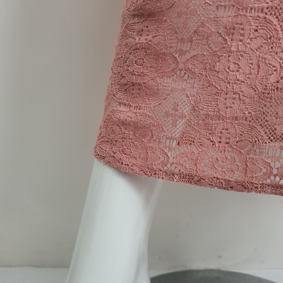 Guess Size 10 Halter Tie Back Dusty Pink Lace Maxi Dress - Picture 10 of 15